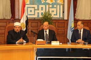 محافظ القاهرة : الدين الاسلامي دين معتدل وسطي ويحارب التطرف