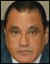 حملة بحي المعادي تغلق المحلات المخالفة