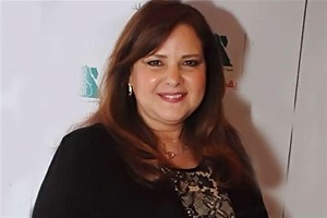 وزيرة الثقافة تنعى الفنانة الكبيرة دلال عبد العزيز