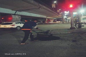 صيانة وترميم بعض الأجزاء المتهالكة بشواع الحي