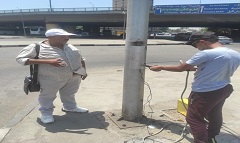 غلق ابواب اعمدة الانارة بشارعى عمر المختار ومسطرد القديم