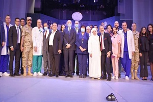 وزيرة الثقافة تشهد أولى ليالي "الوصية" بالمسرح القومي وتوجه بمد عرضها في محافظات مصر