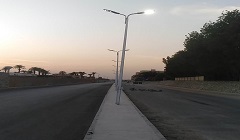 استكمال تركيب كشافات الليد في شارع ورش العمرة