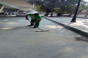 أعمال صيانة بميدان طلعت حرب