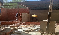 إزالة أعمال بناء محل بدون ترخيص بنطاق الحي