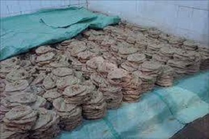 المرور على أسواق المدينة والمخابز بحي 15 مايو