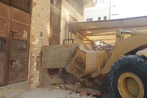 تواصل حملات إزالة التعديات على أراضي أملاك الدولة بحي المقطم