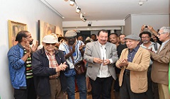 13 فنانا سودانيًا يعبرون الأزمة بعرض 100 لوحة في أتيليه العرب بالقاهرة