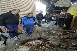 إصلاح كسر ماسورة مياه بشارع 26 يوليو