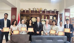 مدير تعليم القاهرة يكرم غرفة عمليات طلبة اتحاد القاهرة 