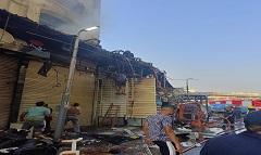 السيطرة على حريق بمحل ملابس بشارع الموسكي