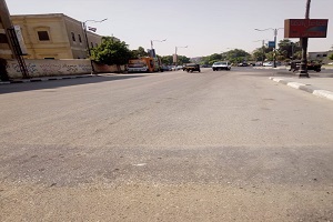 حملة نظافة ليلية لرفع الاشغالات بميدان المحطة بحلوان