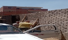 حملة لإيقاف أعمال بناء مخالف بشارع المعلم حكيم بالحي