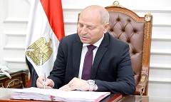 محافظ القاهرة: حظر حرمان أي طالب غير قادر على دفع المصروفات من التعليم