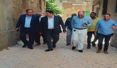 متابعة مايتم من اعمال بنطاق الحي
