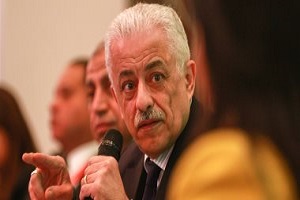 "التعليم" تتسلم اليوم أسئلة الأول الثانوي من القومي للامتحانات