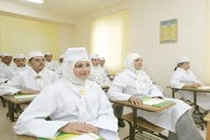 القوى العاملة تعلن موعد قبول طلبات التدريب الفندقي للإناث