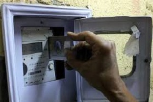 الكهرباء: تغيير اللوائح الخاصة بعقوبة سرقات التيار الكهربائي لتشديدها