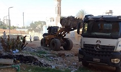 حملة لرفع المخلفات خلف مساكن النيابة 