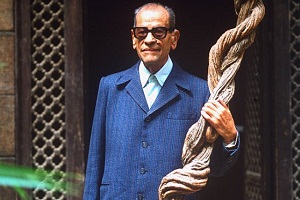 الأعمال الكاملة للأديب العالمي «نجيب محفوظ» مجانًا على منصات مؤسسة هنداوي.. قريبًا