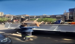 حملات مكثفة لإزالة الإشغالات والتعديات على حرم الطريق بالحي