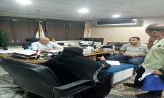 لقاء رئيس الحي مع مجموعة من المواطنين لبحث شكواهم