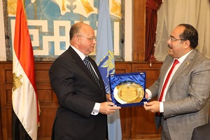 محافظ القاهرة: التواصل مع أعضاء مجلس النواب لحل مشاكل المواطنين