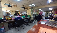 رئيس الحي يتابع سير العمل بالمركز التكنولوجي بالحي