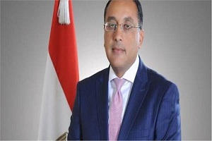 «مدبولي» يتابع مع «المجموعة الاقتصادية» إجراءات توفير السلع قبل رمضان