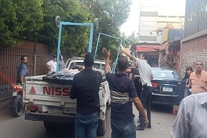 حمله مكبره لرفع الإشغالات بشوارع الحي