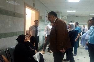 رئيس الحي في زيارة لمستشفى شبرا العام