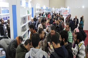 رئيس هيئة الكتاب: 217 ألف زائر لمعرض الكتاب بأول يومين