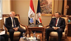 وزير السياحة يبحث مع سفير اليونان بالقاهرة سبل تعزيز التعاون