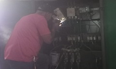 رفع كفاءة منظومة الانارة بشارع عثمان بن عفان 