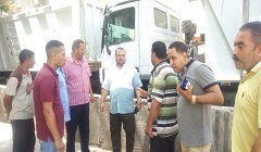 متابعة أعمال صيانة معدات النظافة بجراج الحى 