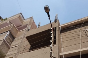 تغيير وتركيب كشافات من صوديوم الى ليد ببعض شوارع حي مصر الجديدة