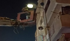 صيانة واصلاح اعطال كشافات ليد بمنطقة العبد 1620 والصعيد 699