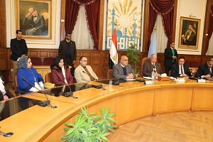 محافظ القاهرة: 4 وحدات سكنية لحالات قاسية ووظائف لذوي الاحتياجات 