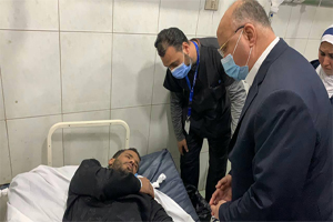 محافظ القاهرة يتفقد مستشفى السلام للإطمئنان على حالة مصابين عقار السلام أول