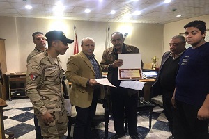 استقبال أسرة شهيد حادث سيناء الإرهابي