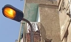 صيانة وإصلاح أعطال كشافات ليد بمساكن الصعيد