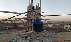 إزالة بناء مخالف في المهد خلال حملة بالحي 