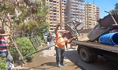 حملة مكبرة لرفع الإشغالات بالشارع الجديد محطة كفر الشرفا