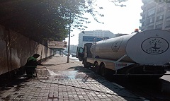 استمرار العمل على نظافة شوارع الحي