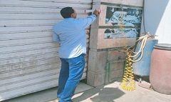 غلق وتشميع مغسلة سيارات بدون ترخيص