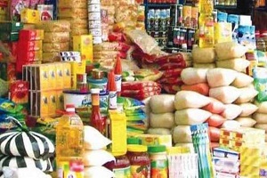 الصحة: ضبط ألف لتر حليب معبأ يحتوي على حشرات.. وخط ساخن للبلاغات