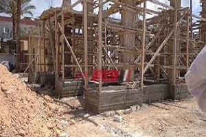 إزالة أعمال البناء المخالف للعقارات والسيطرة عليها في المهد