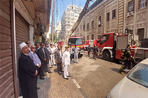 محافظ القاهرة يشرف على إطفاء حريق وزارة الأوقاف