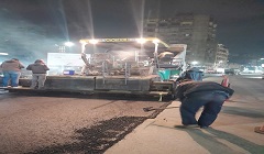 متابعة أعمال الأسفلت بميدان باب الشعرية