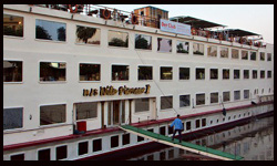 نايل بيونيير